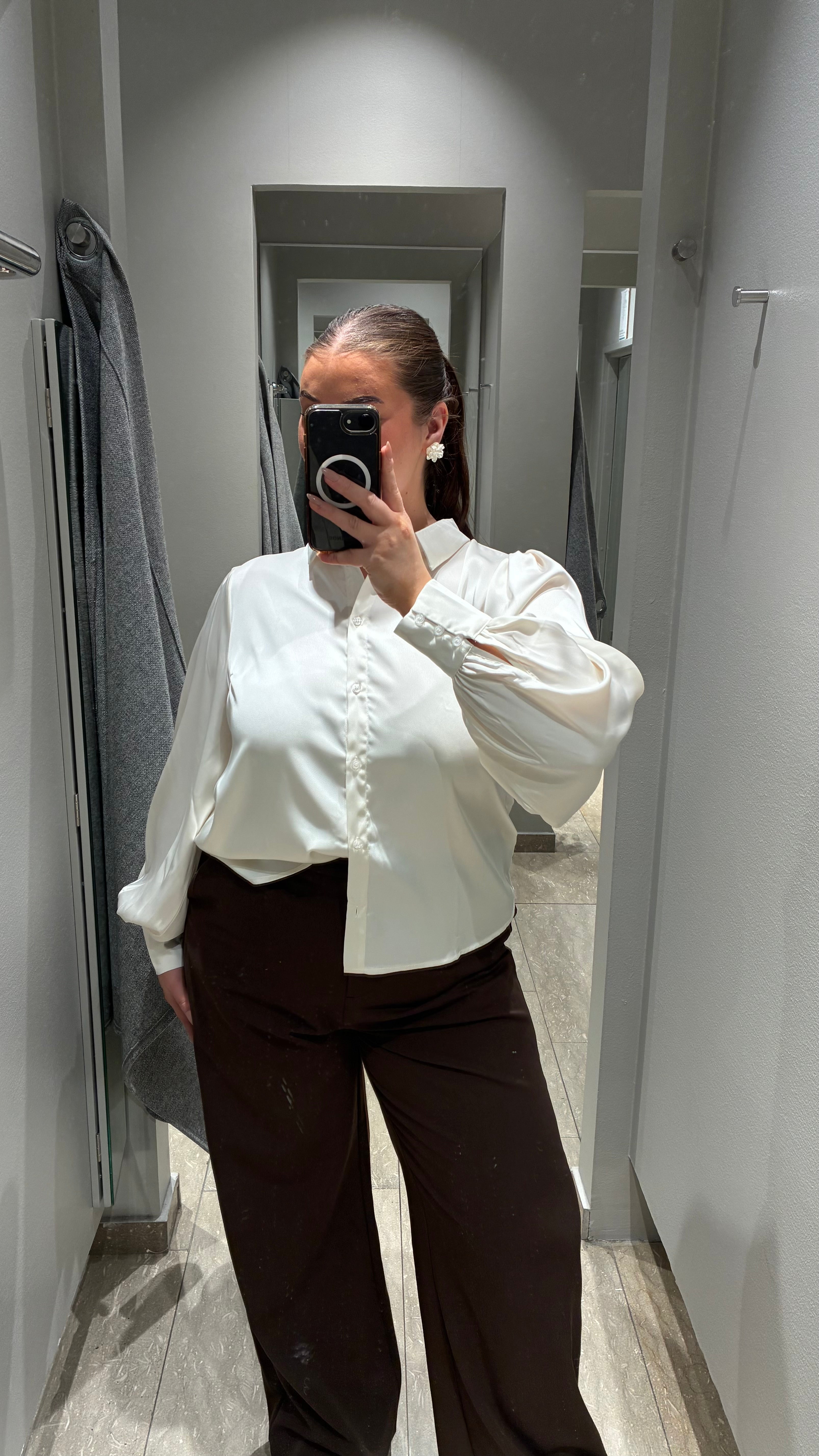 VIENNA Shirt - Cloud Dancer
