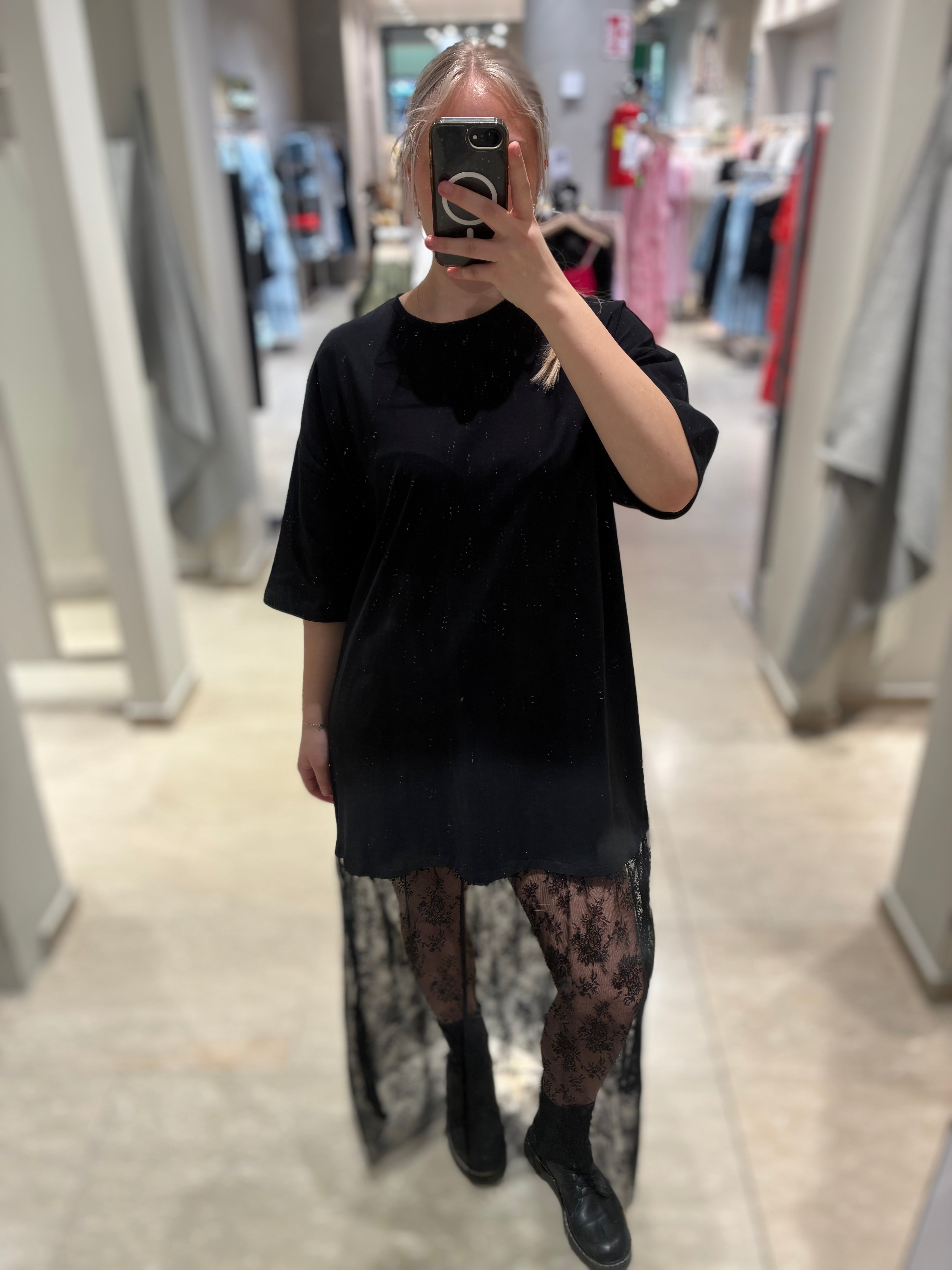VIKATA Long Dress - Black