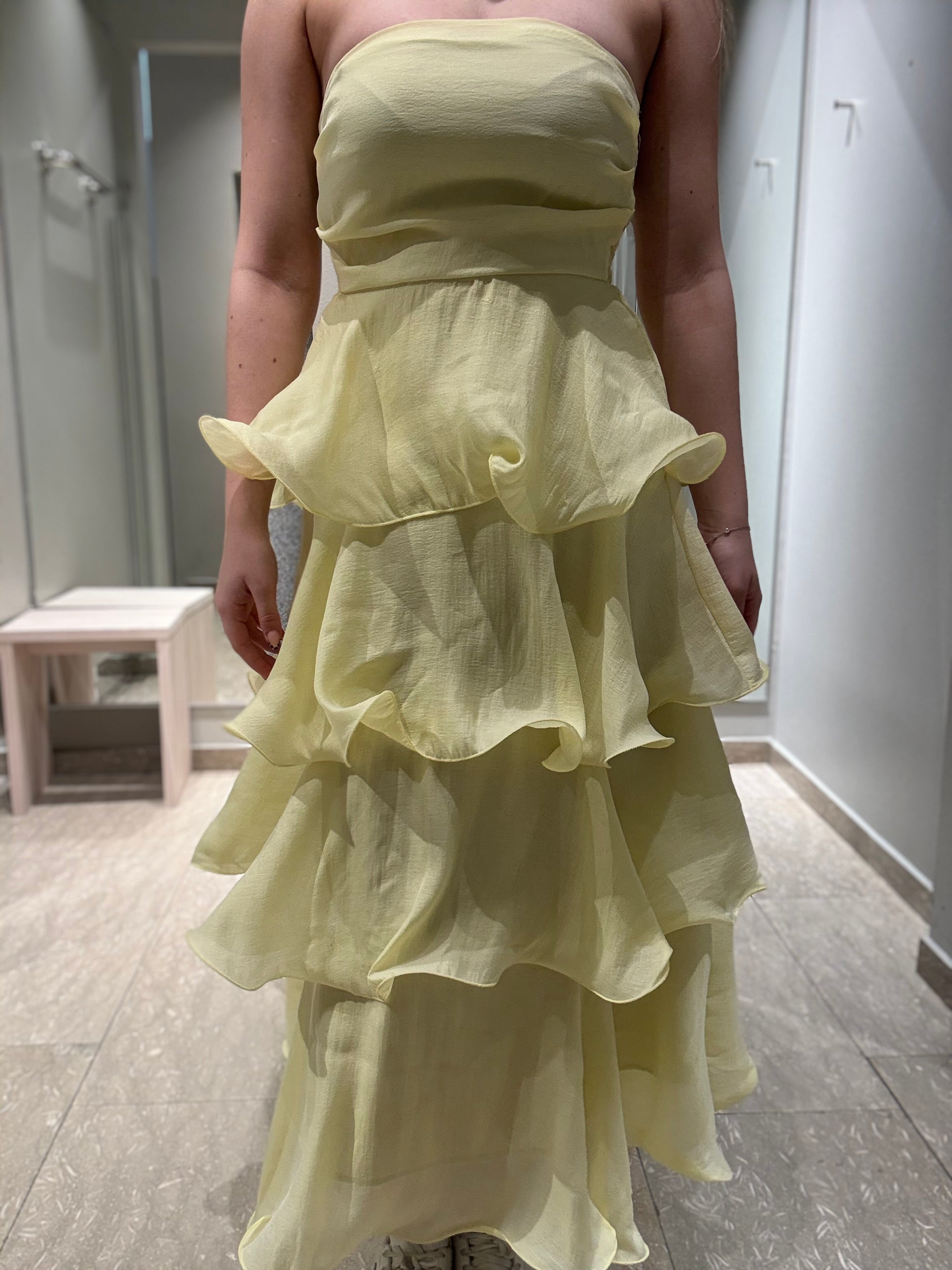 VIVALBORG Long Dress - Pastel Yellow