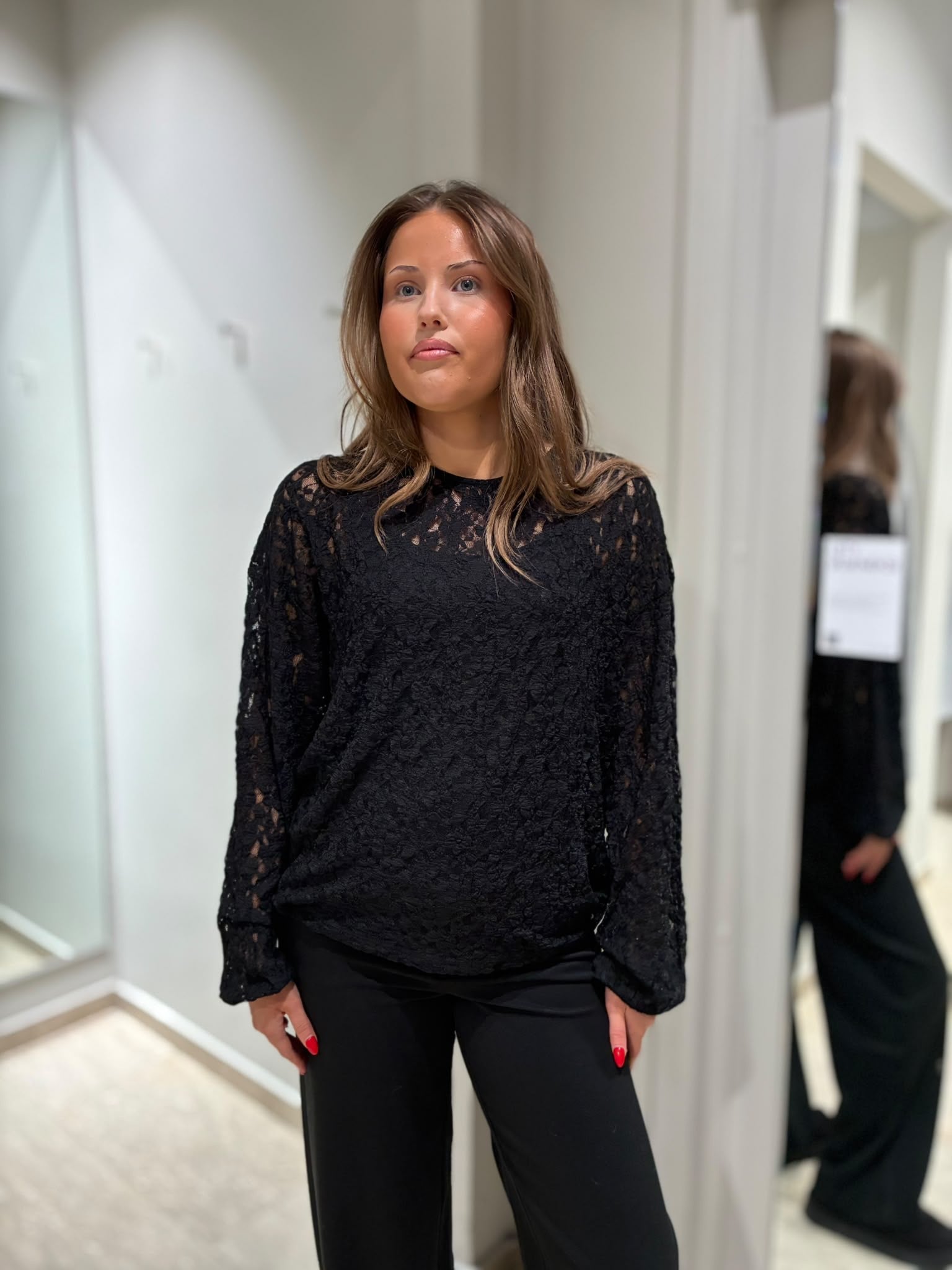 VIALDEIA Top - Black Beauty