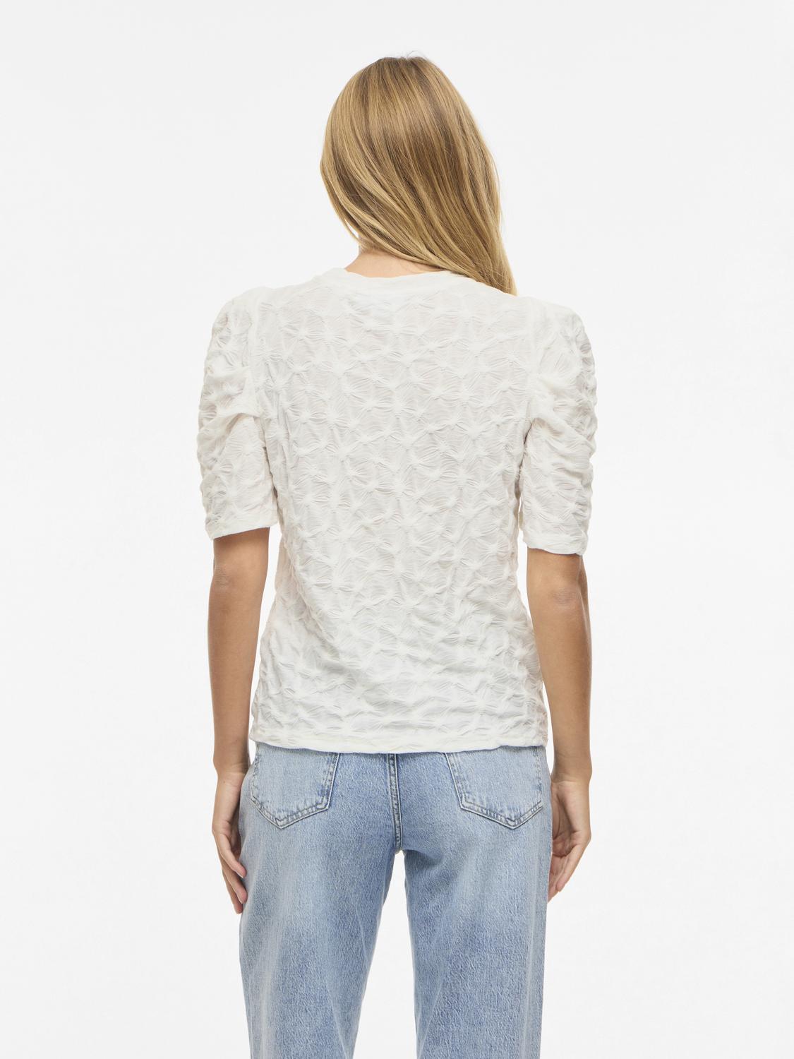 model_shot-back