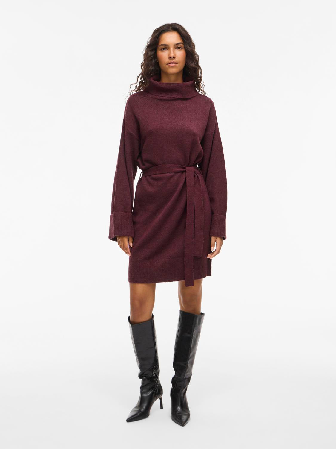 model_shot-front
