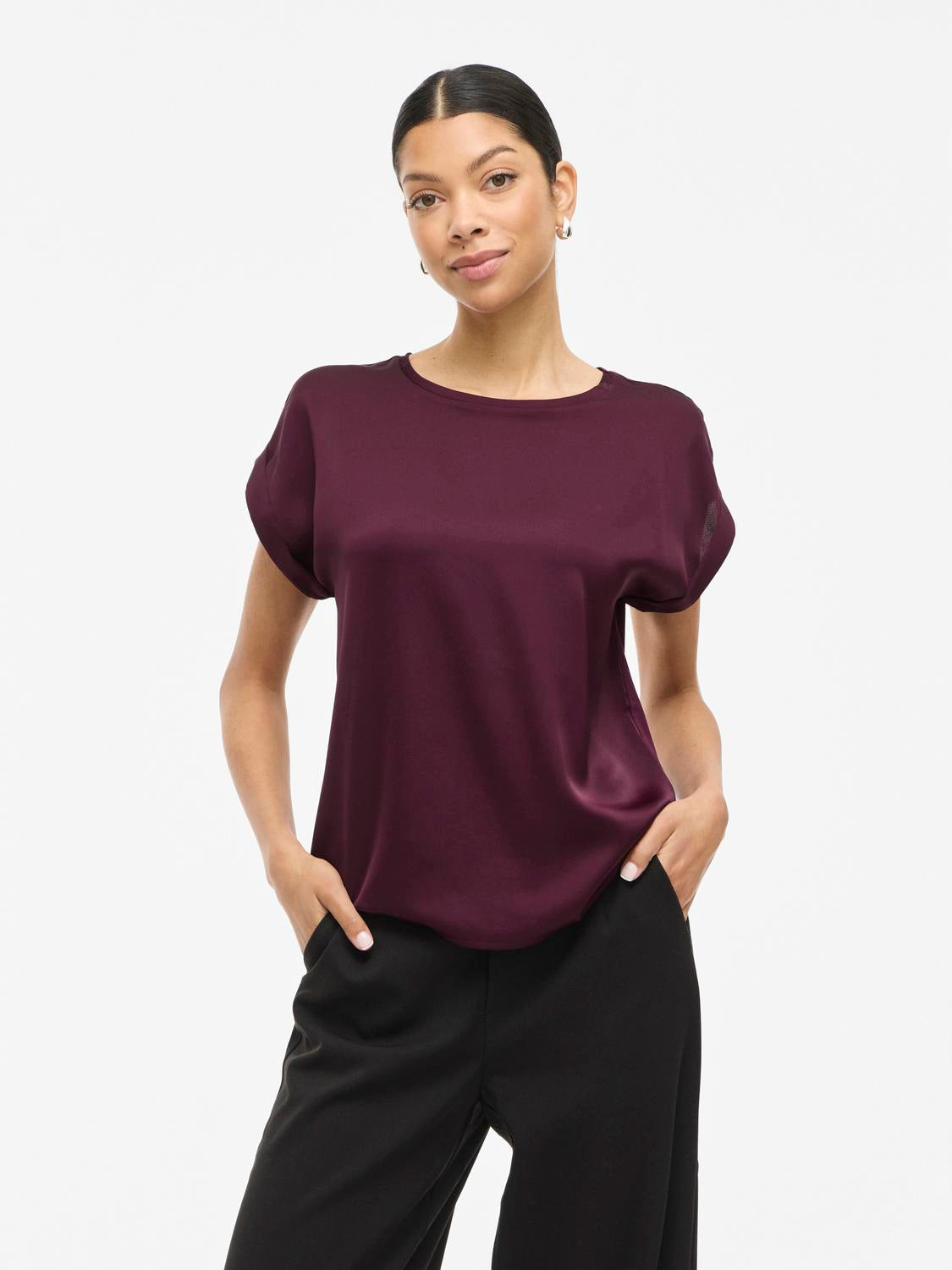 model_shot-front