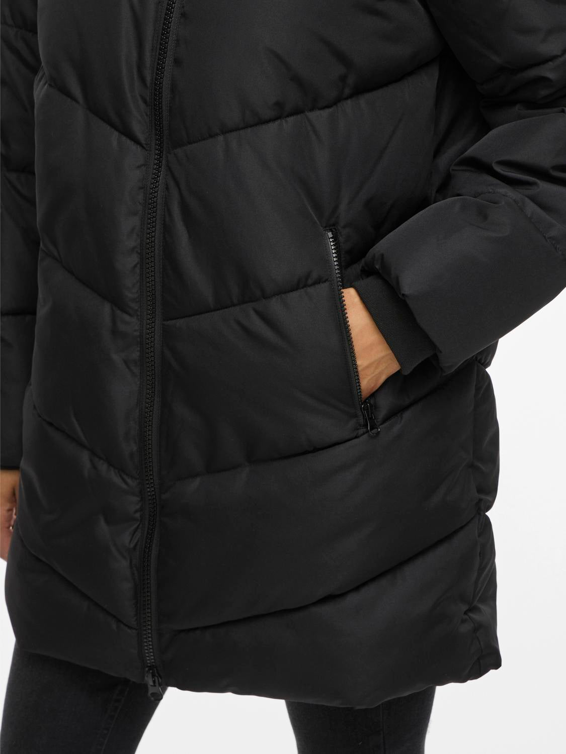 model_shot-detail