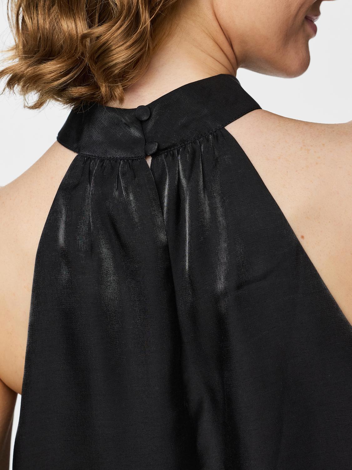model_shot-detail